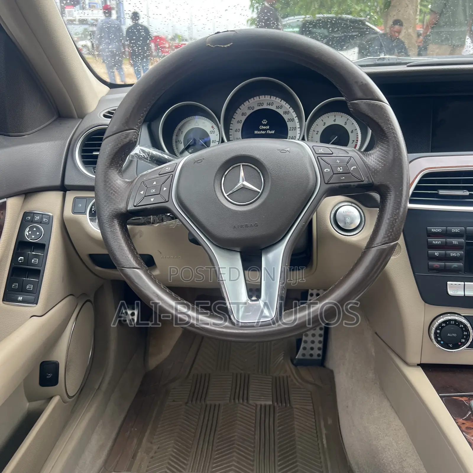 Mercedes-Benz C300 2012 White