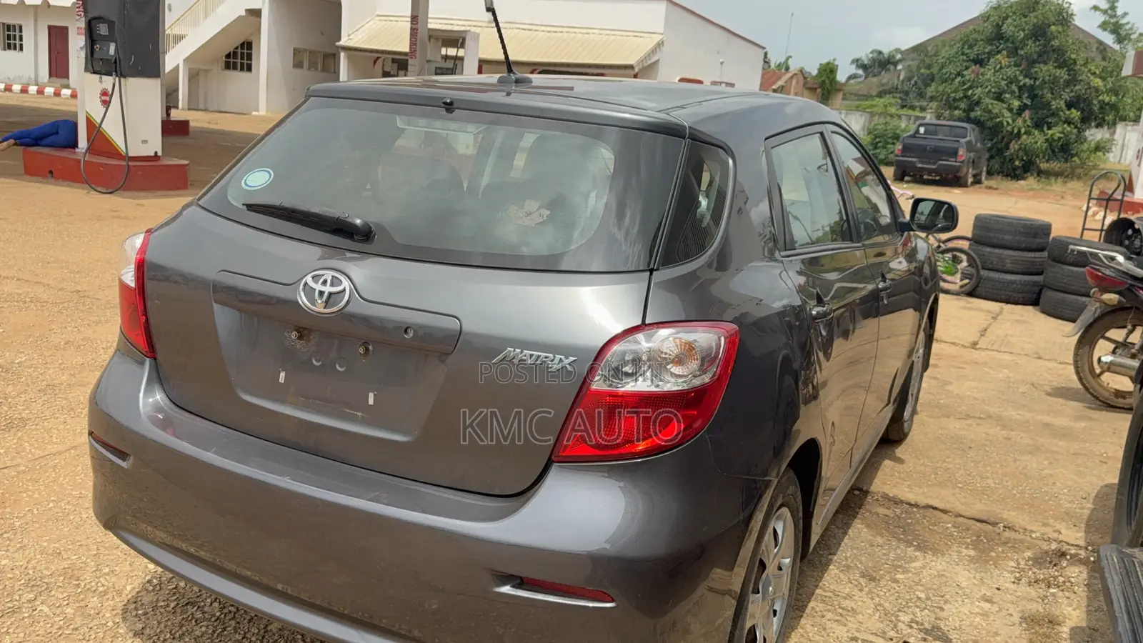 Toyota Matrix 2012 Gray