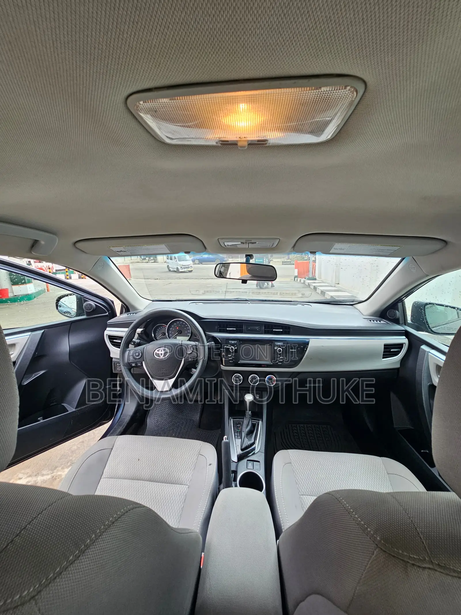 Toyota Corolla LE 4dr Sedan (1.8L 4cyl CVT) 2016 Gray