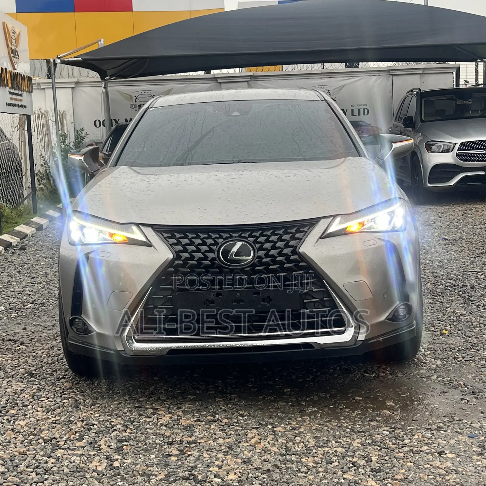 Lexus UX 200 2020 Silver