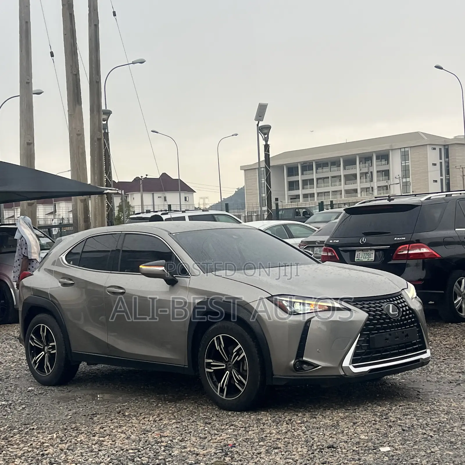 Lexus UX 200 2020 Silver