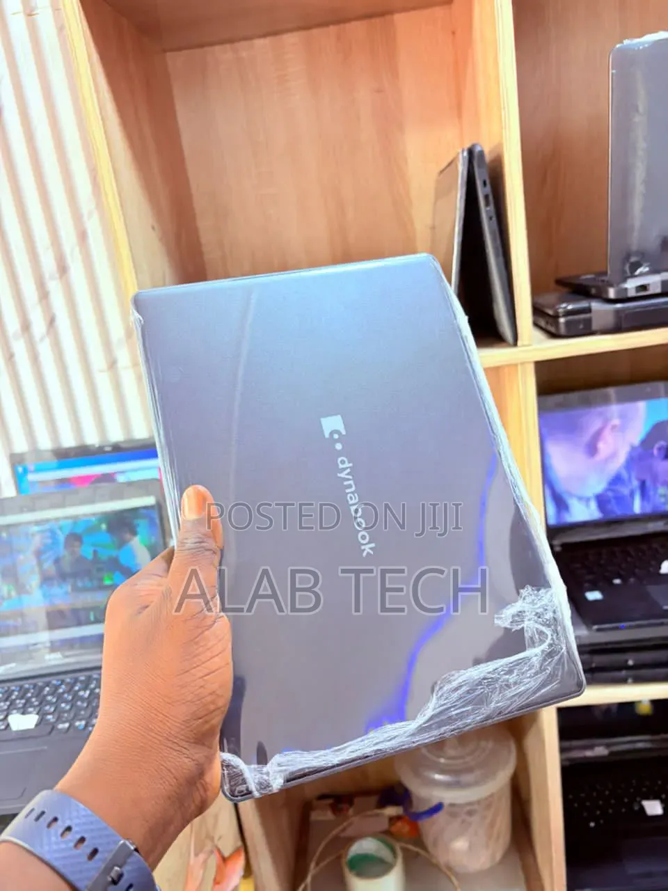 Laptop Toshiba Dynabook t552 4GB Intel SSD 128GB