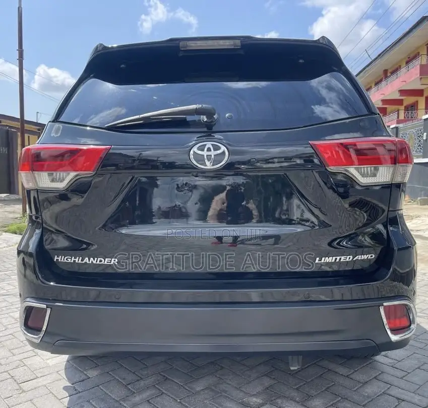 Toyota Highlander Limited V6 4x2 (3.5L 6cyl 6A) 2016 Black