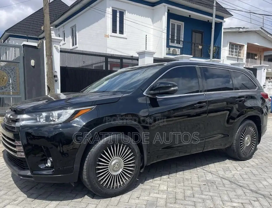 Toyota Highlander Limited V6 4x2 (3.5L 6cyl 6A) 2016 Black