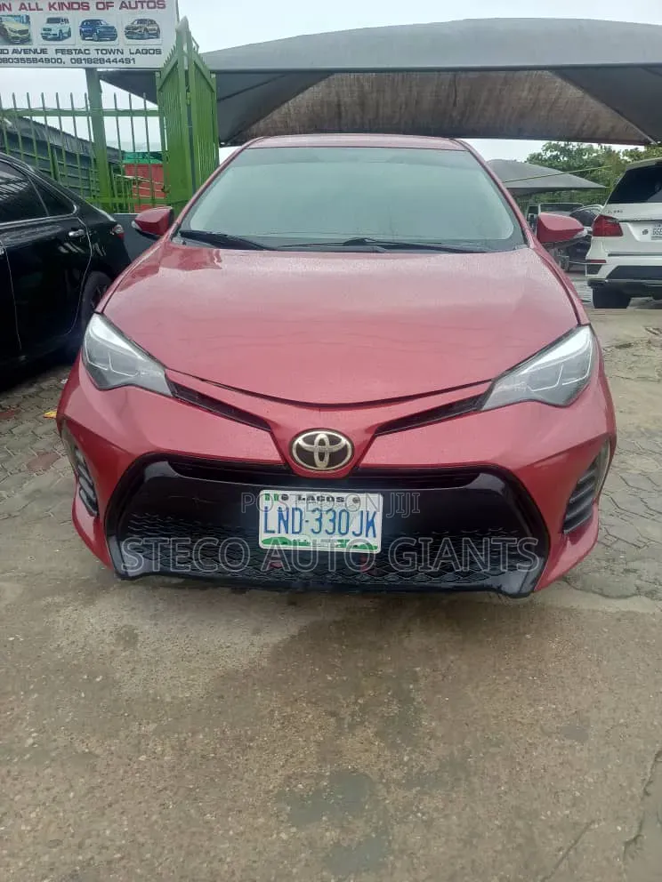 Toyota Corolla 2018 Red