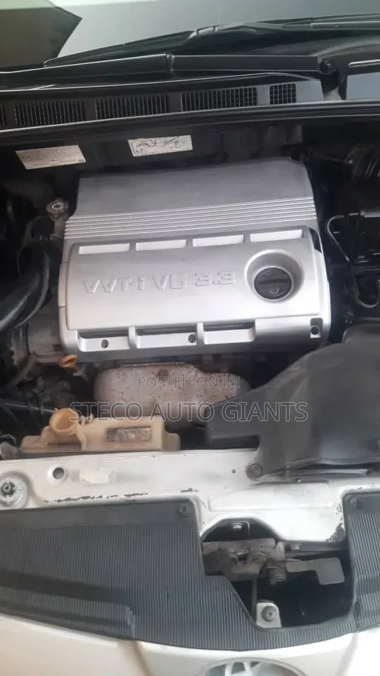 Toyota Sienna 2006 Silver