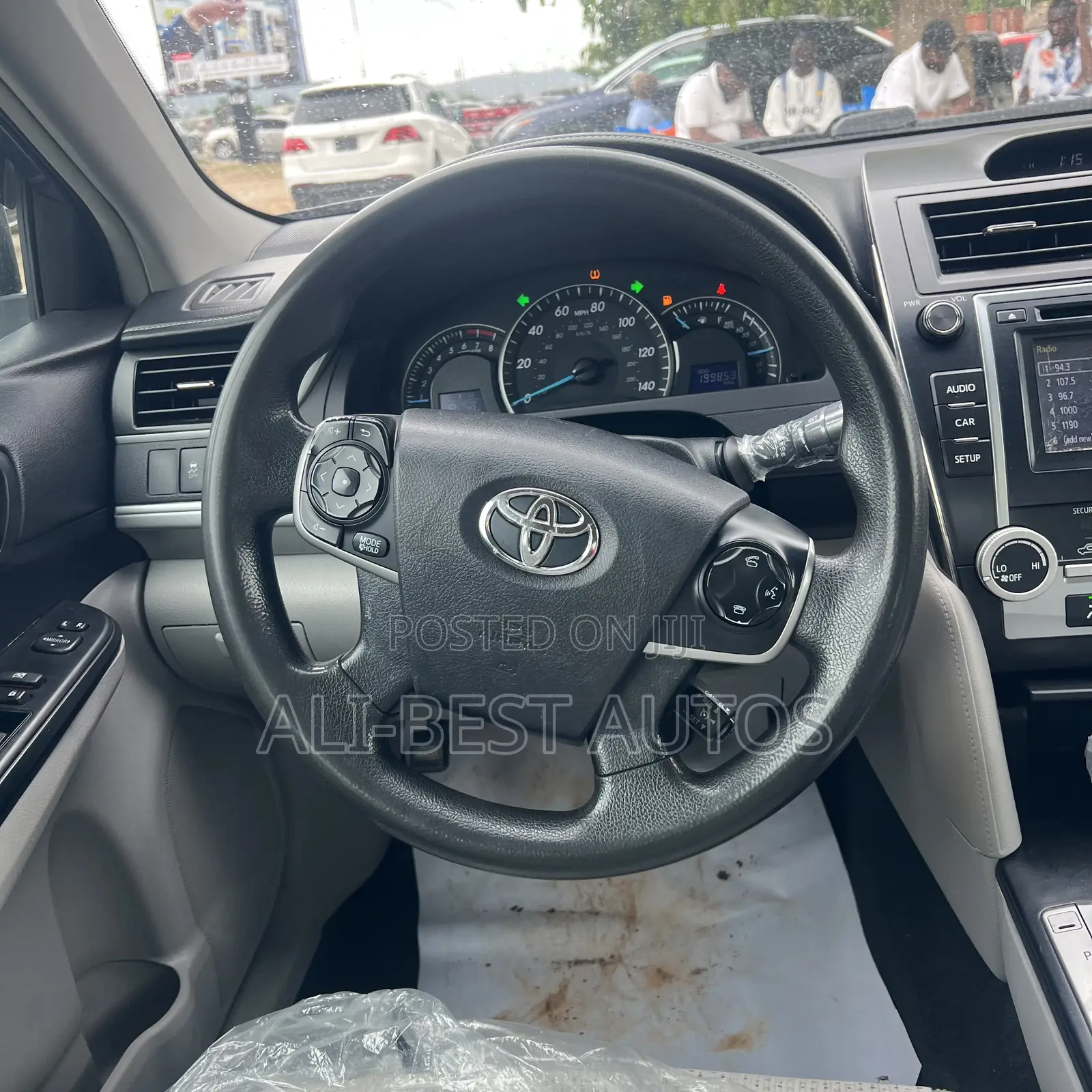 Toyota Camry LE 4dr Sedan (2.5L 4cyl 6A) 2014 Gray