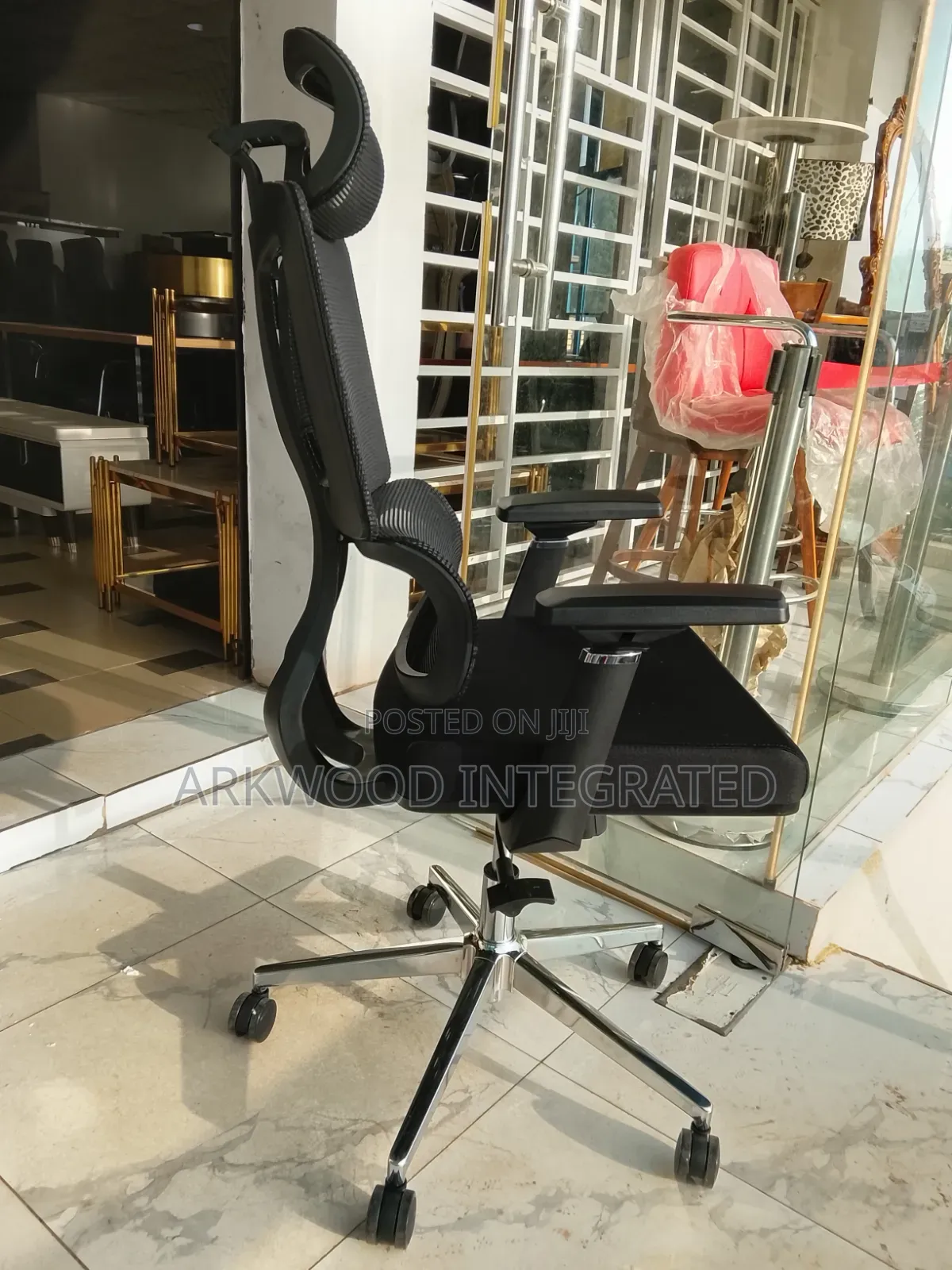 Ergonomic Mesh Office Chair With Soft Cushion
