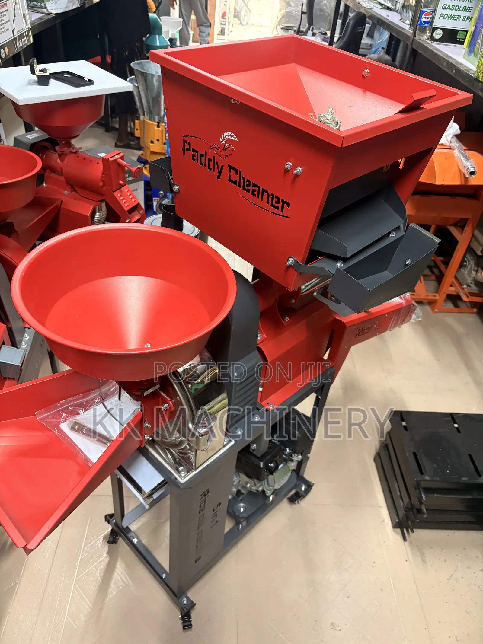 This 5-in-1 Rice Mill Features a Prominent Red
