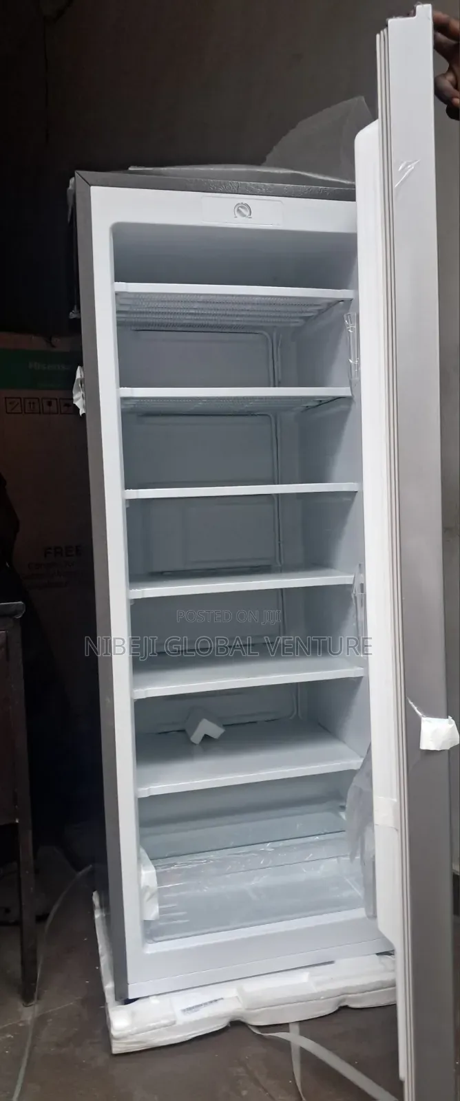 Hisense Upright Freezer 189dr 200l
