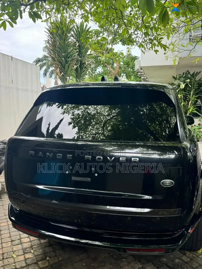 Land Rover Range Rover Vogue 2023 Black