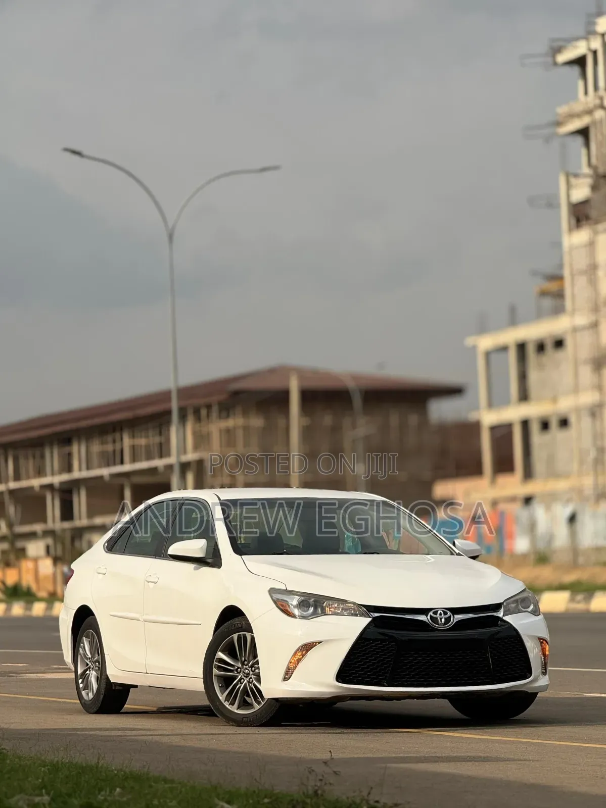 Toyota Camry 2016 White