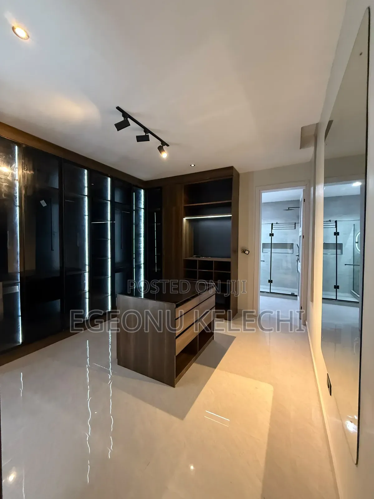 5bdrm Duplex in Danfodil Estate, Lekki Phase 1 for sale