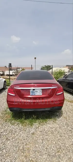 Mercedes-Benz E400 2016 Red