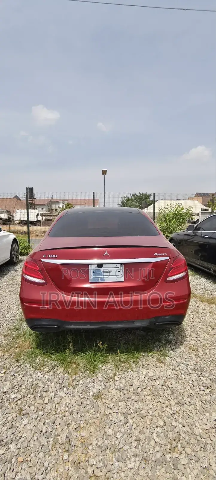 Mercedes-Benz E400 2016 Red