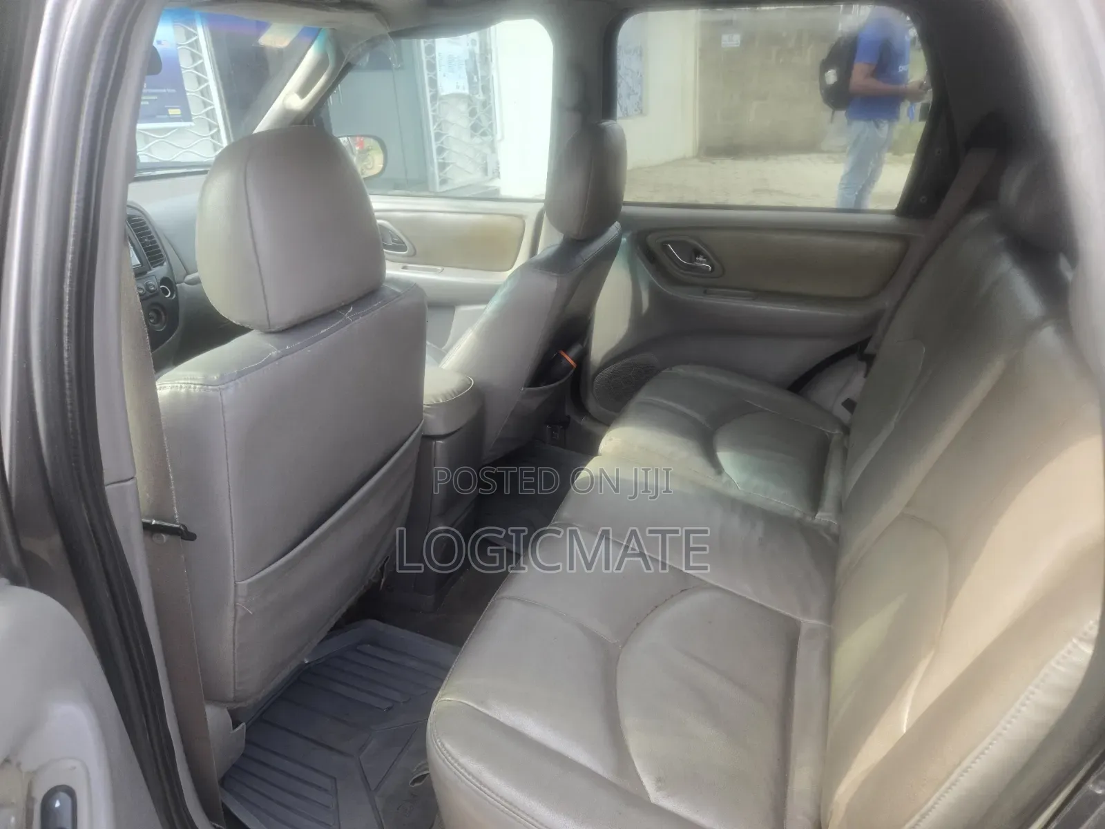 Mazda Tribute 2025 Gray