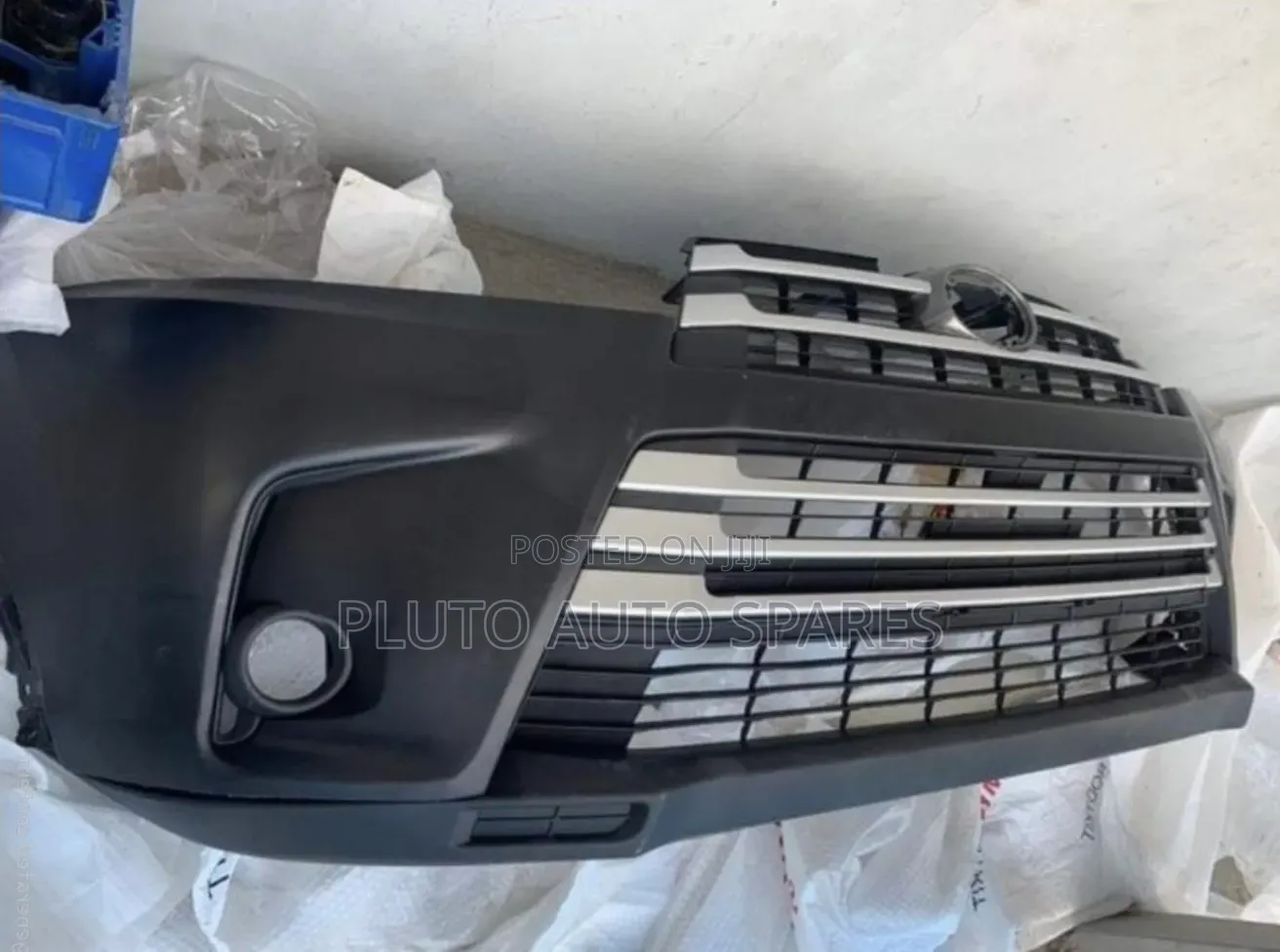 Complete Front Bumper Highlander 018