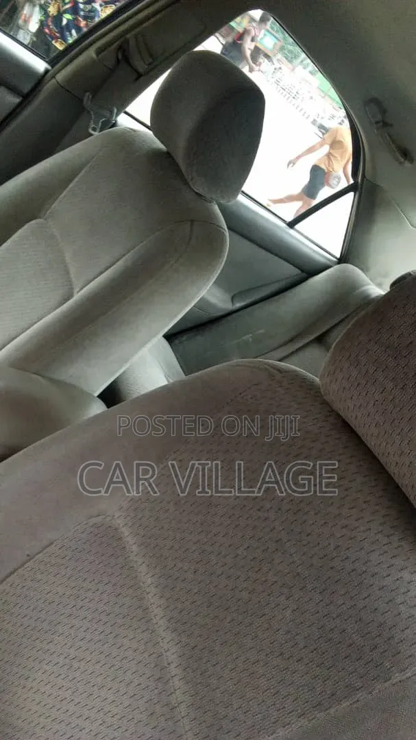 Toyota Camry 2004 Silver