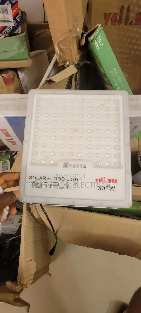 50w,100w,200w Solar Flood Light Available