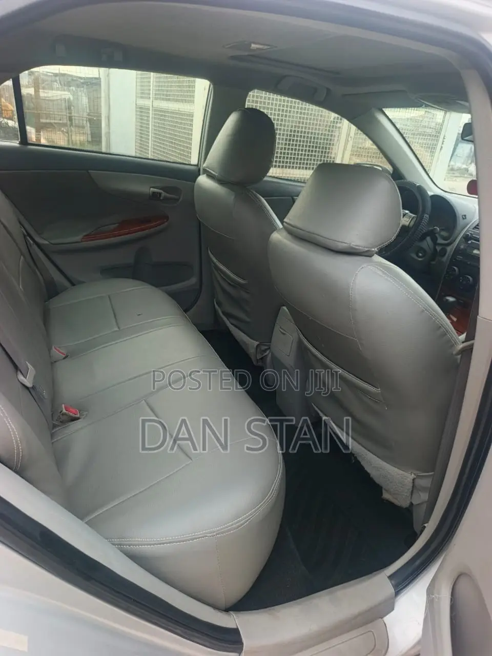 Toyota Corolla 2009 Silver