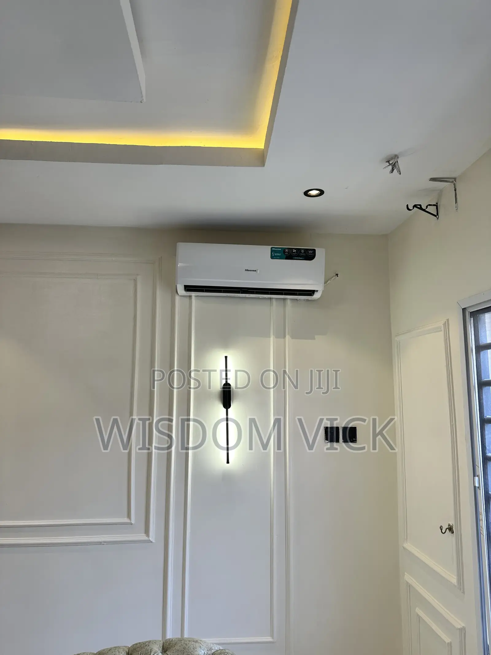 Perfect Painting and Screeding /Wallpaper Installation