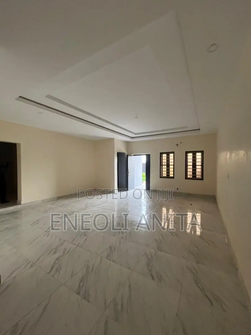 3bdrm Block of Flats in Jahi for rent