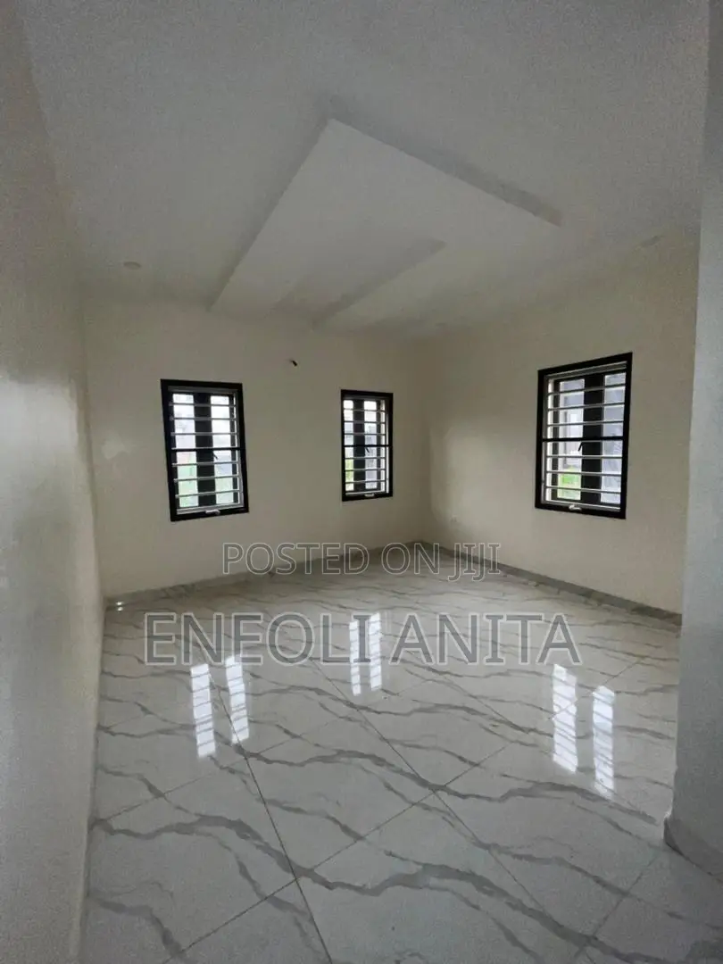 3bdrm Block of Flats in Jahi for rent