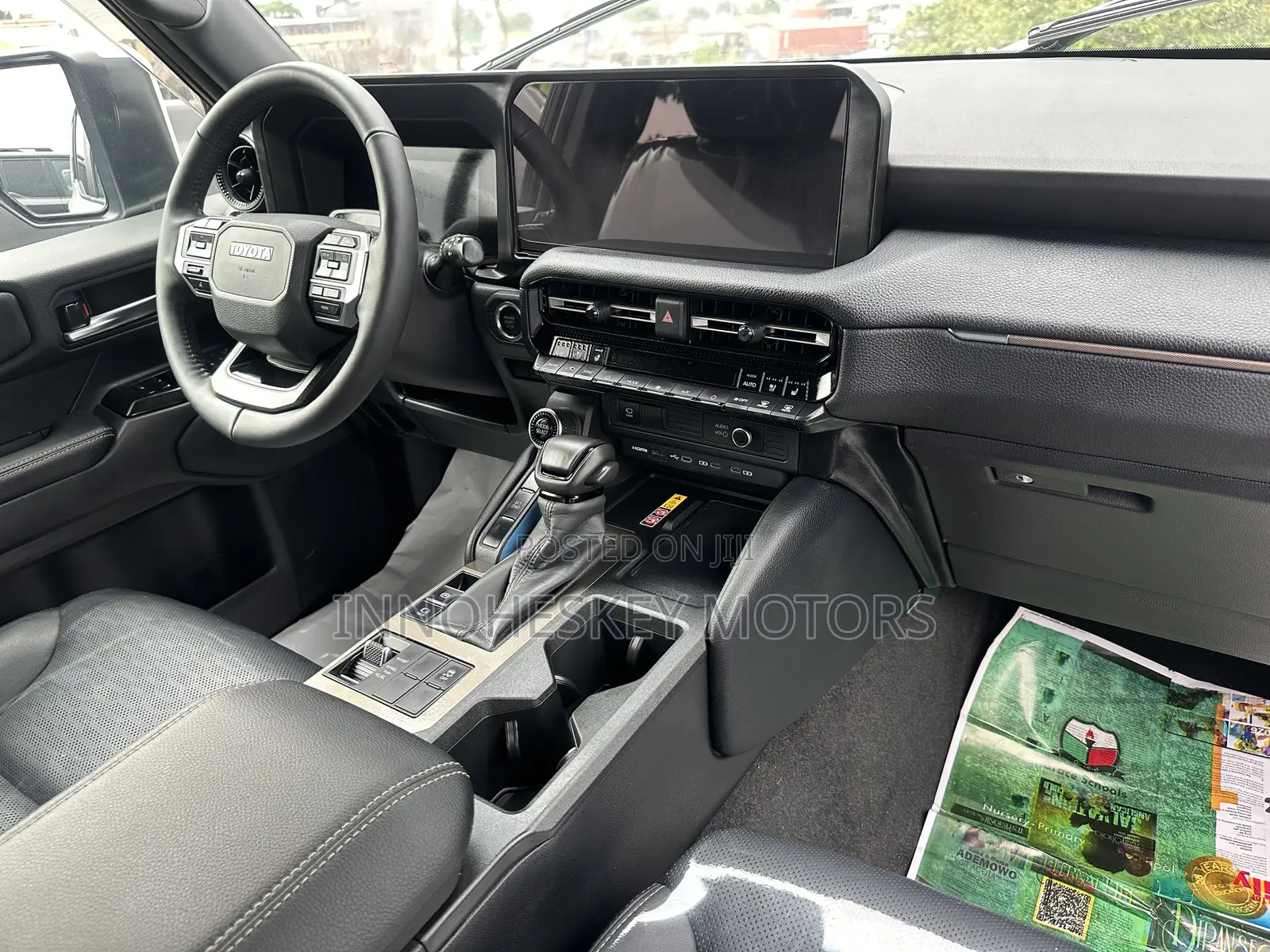 Toyota Land Cruiser Prado 2024 White