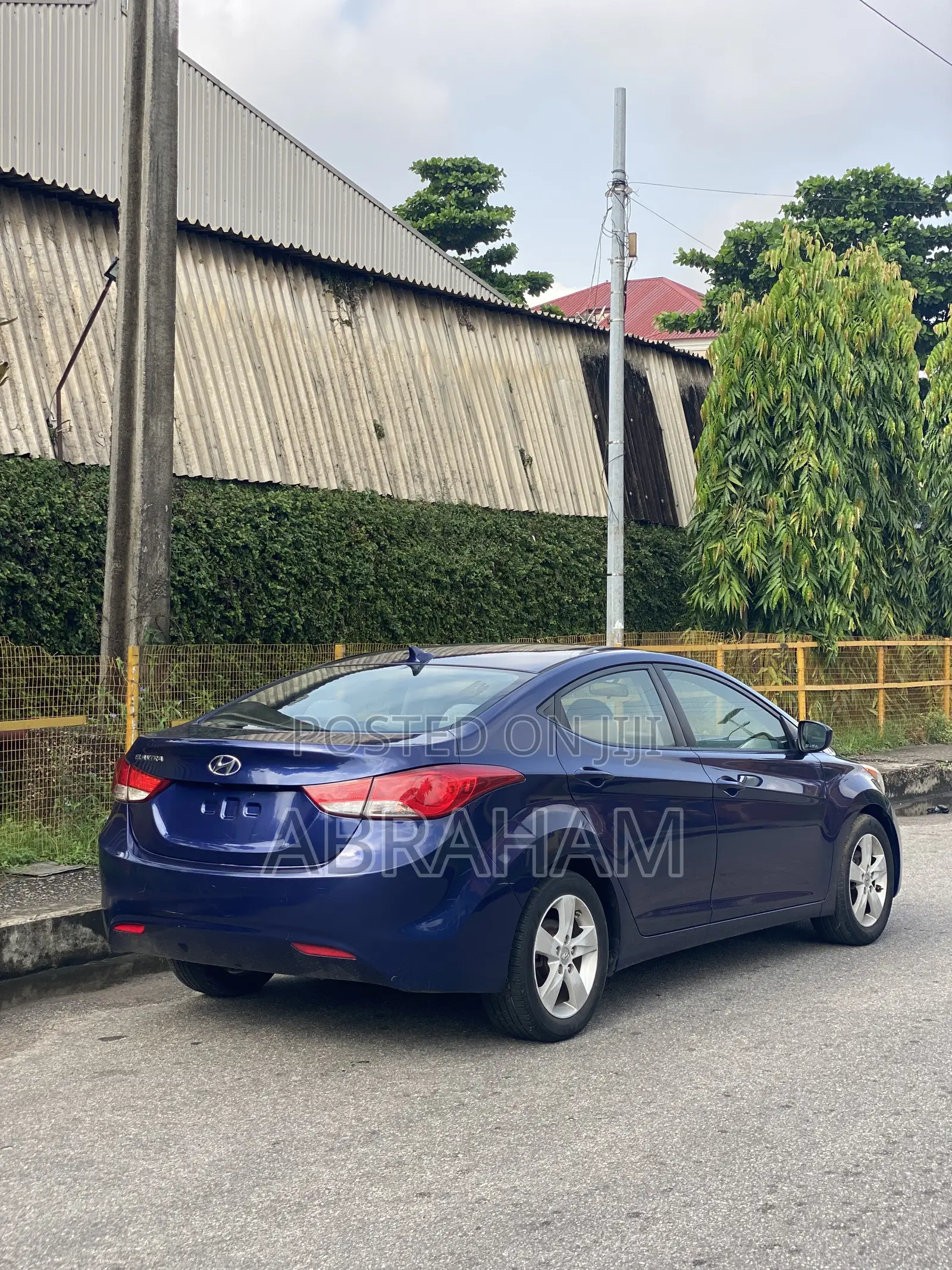 Hyundai Elantra 2011 Blue