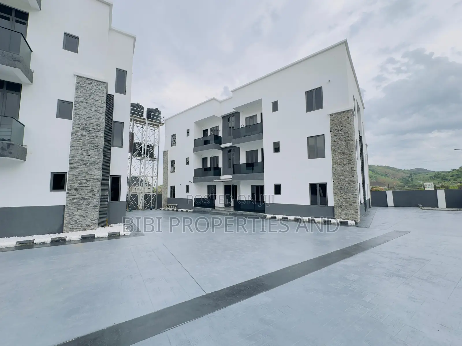 3bdrm Apartment in Dawaki for sale