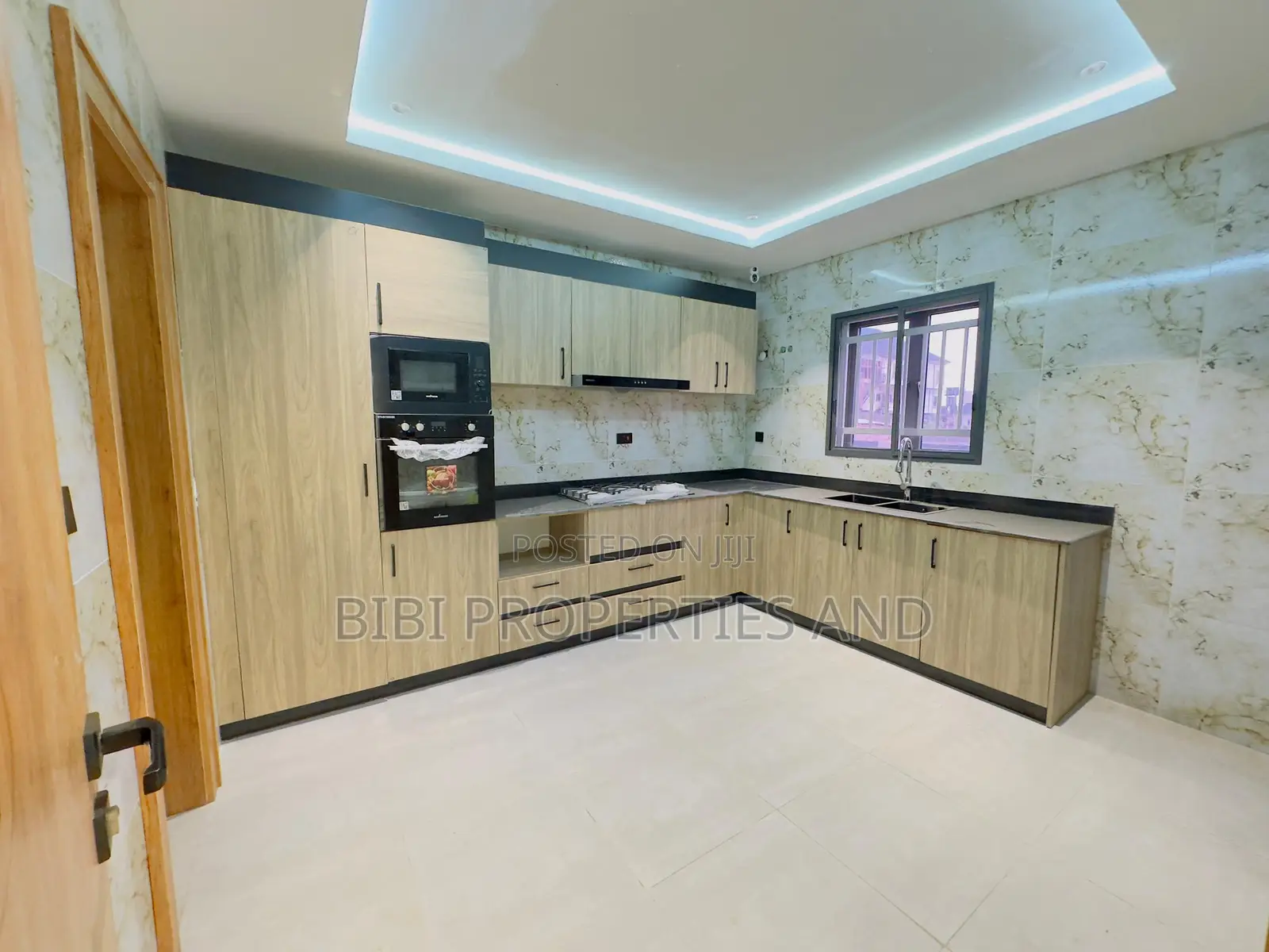 3bdrm Apartment in Dawaki for sale