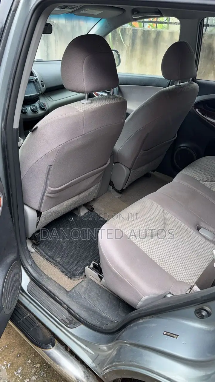 Toyota RAV4 2007 Green