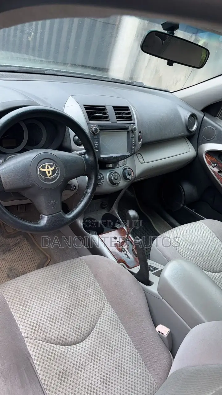 Toyota RAV4 2007 Green