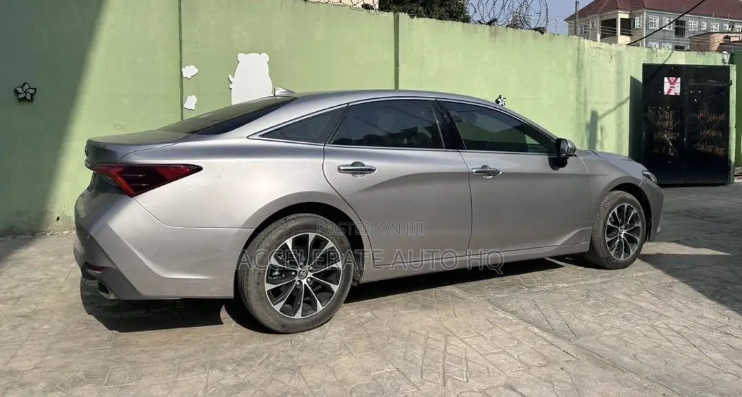 Toyota Avalon 2023 Gray