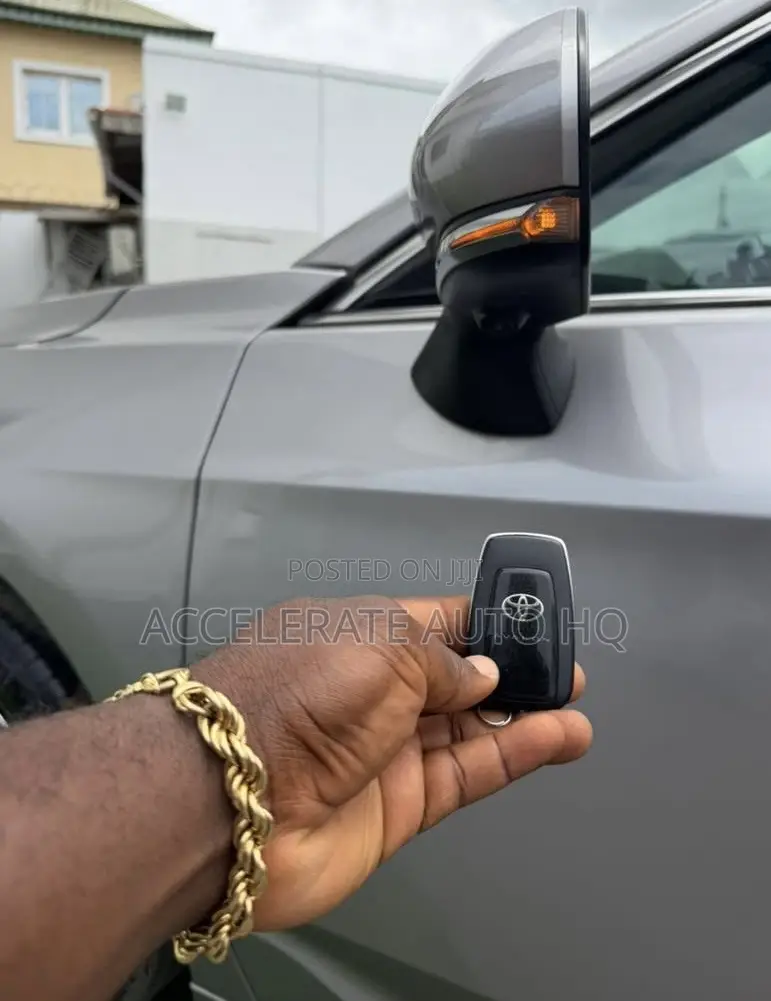 Toyota Avalon 2024 Gray