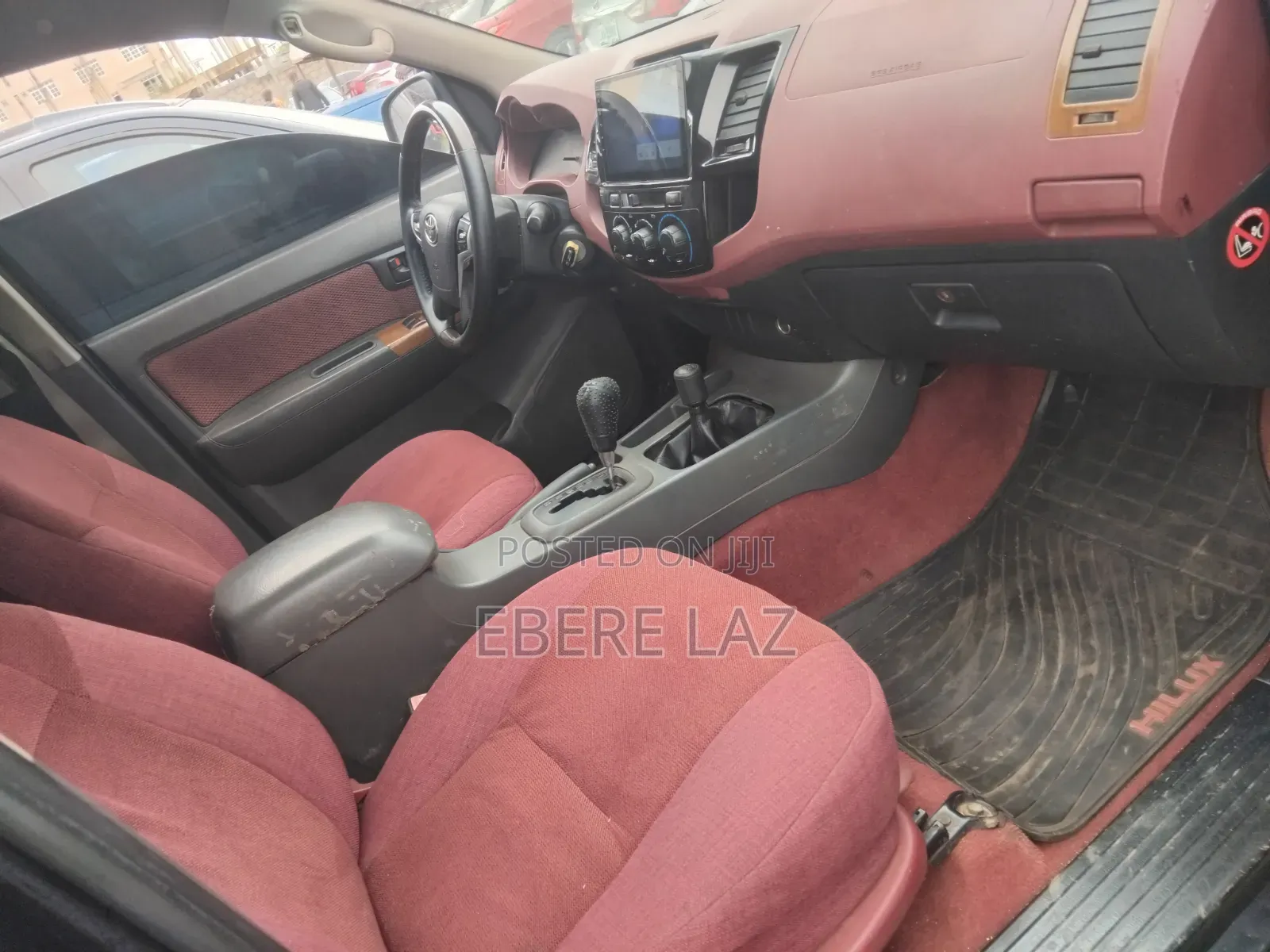Toyota Hilux 2015 Black
