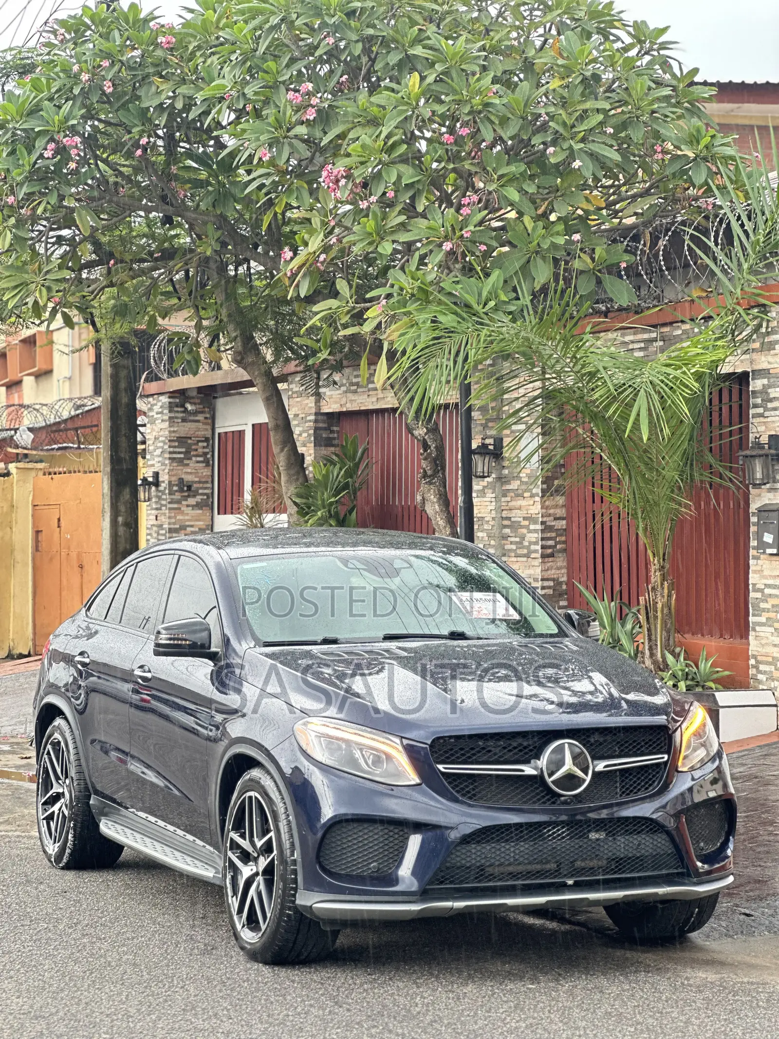 Mercedes-Benz GLE-Class 2016 Blue