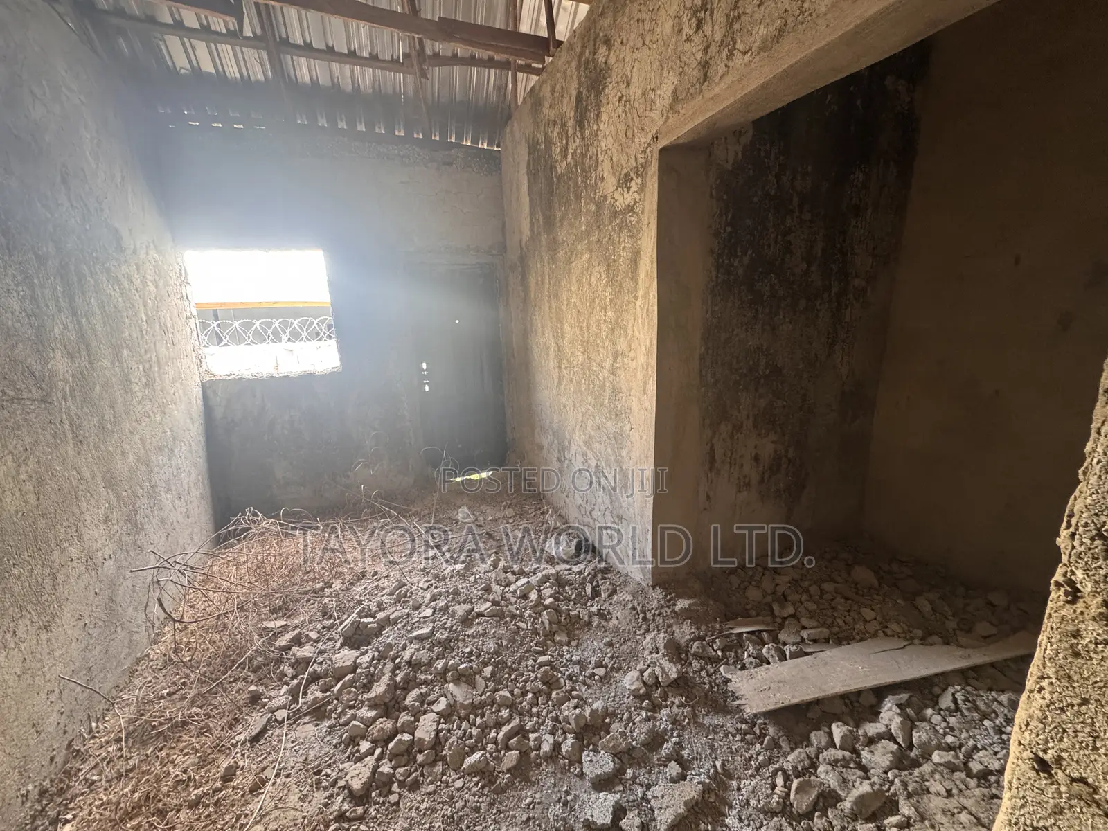 3bdrm Bungalow in Technocrats Court for sale