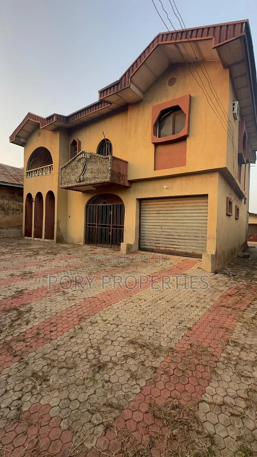 Furnished 5bdrm Duplex in Awoyemi, Ologuneru for sale
