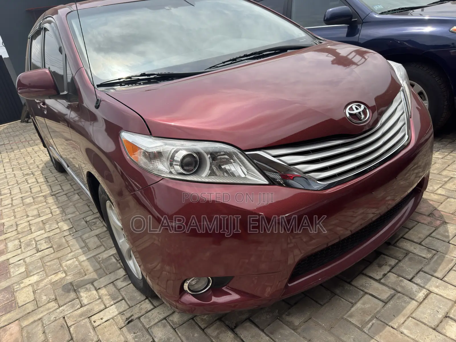 Toyota Sienna SE 8 Passenger 2011 Maroon