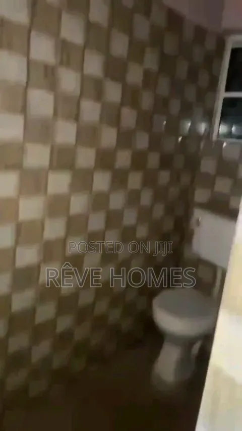 1bdrm Apartment in Shomolu / Shomolu for rent