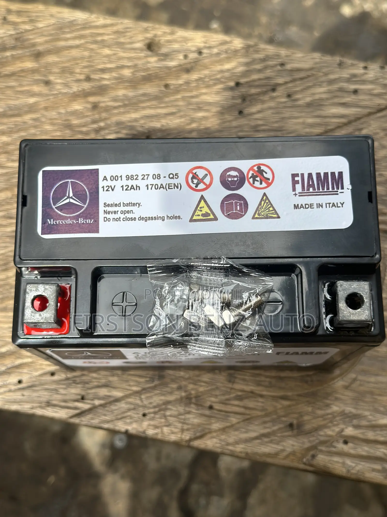 Mercedes Benz Auxiliary Battery