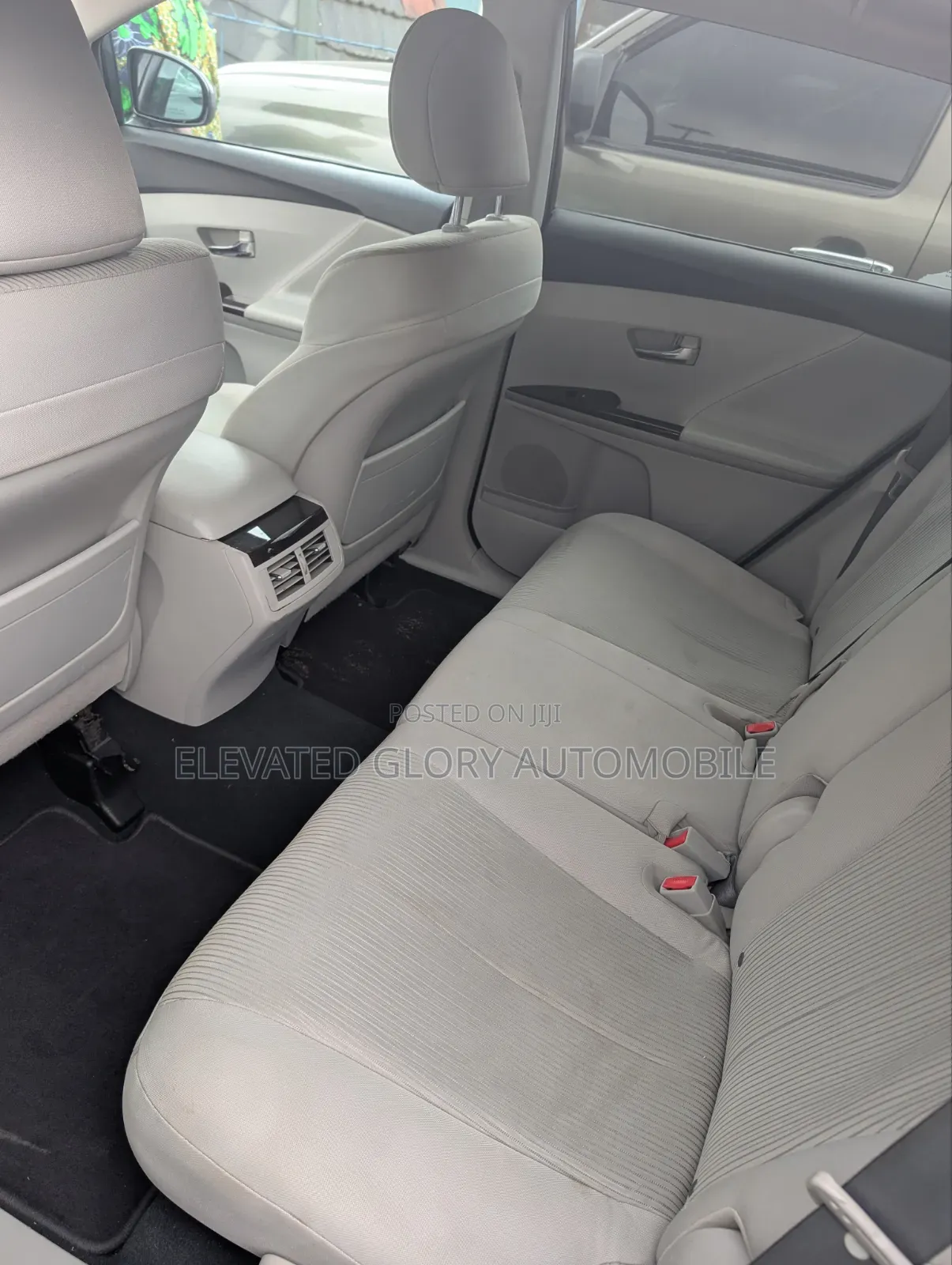 Toyota Venza V6 AWD 2010 Gray