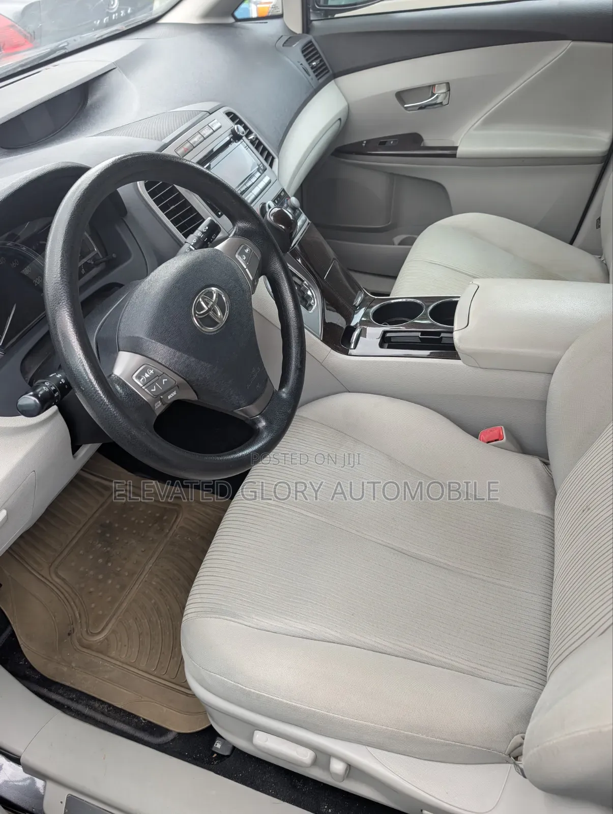 Toyota Venza V6 AWD 2010 Gray