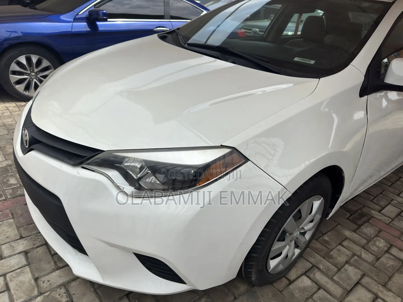 Toyota Corolla LE Eco 4dr Sedan (1.8L 4cyl CVT) 2014 White