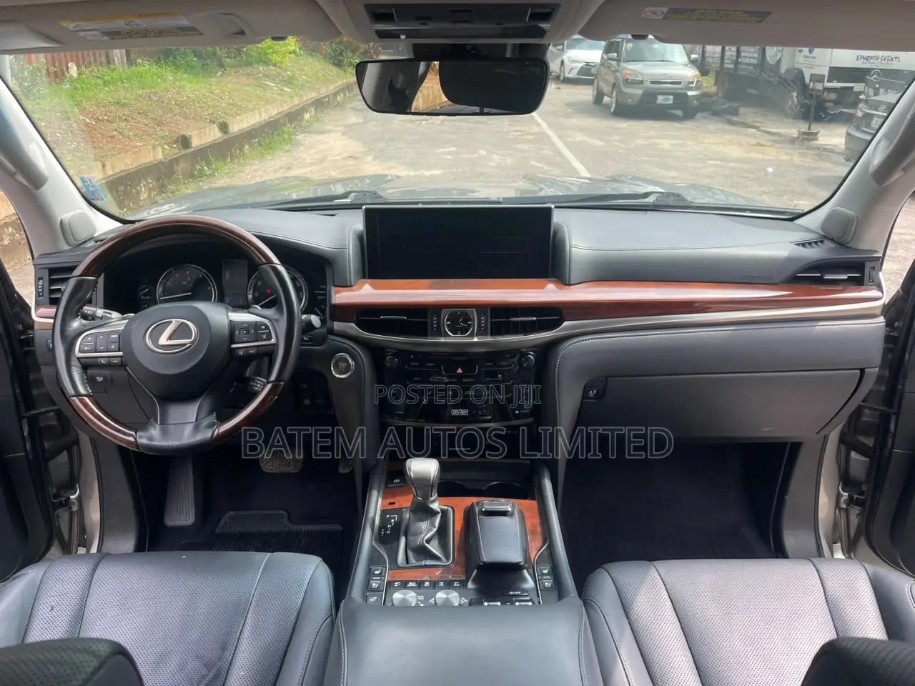 Lexus LX 570 AWD 2016 Gray