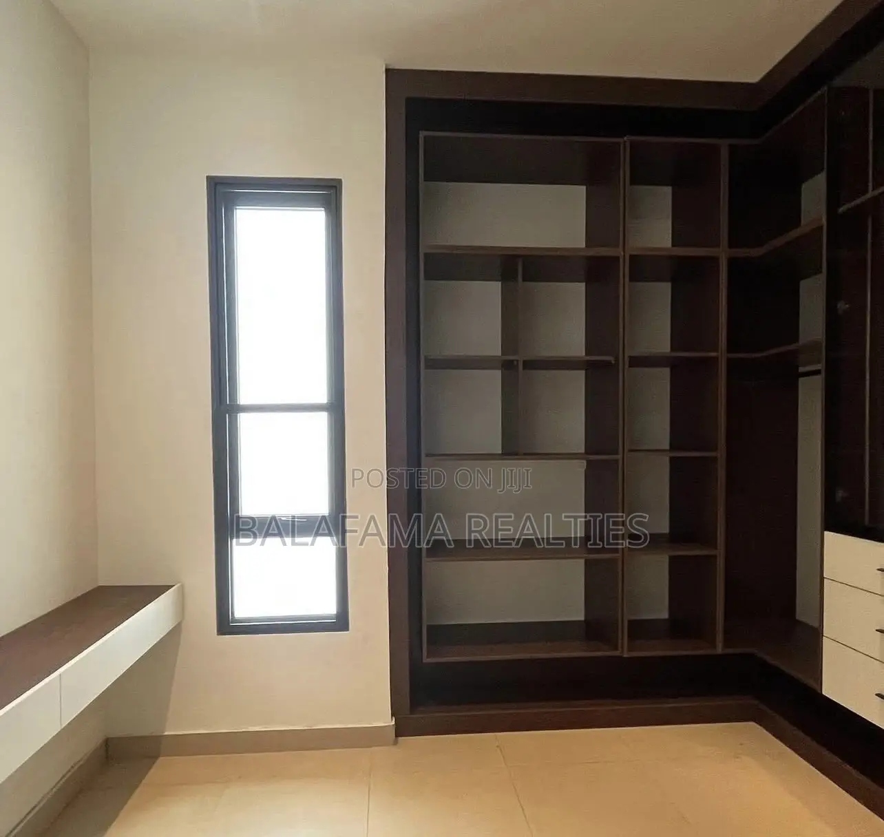 5bdrm Duplex in Ikate for sale