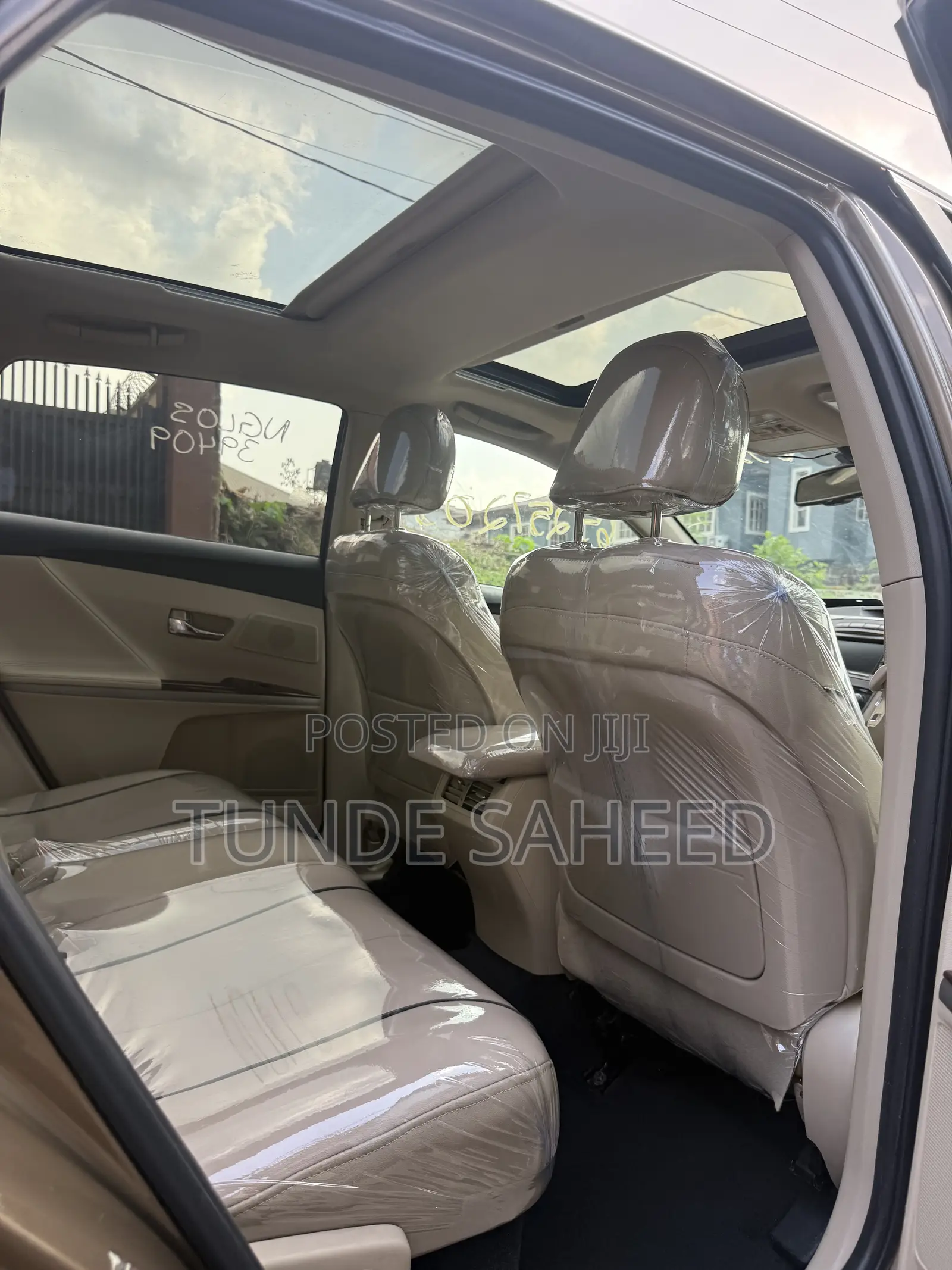Toyota Venza XLE 2010 Brown