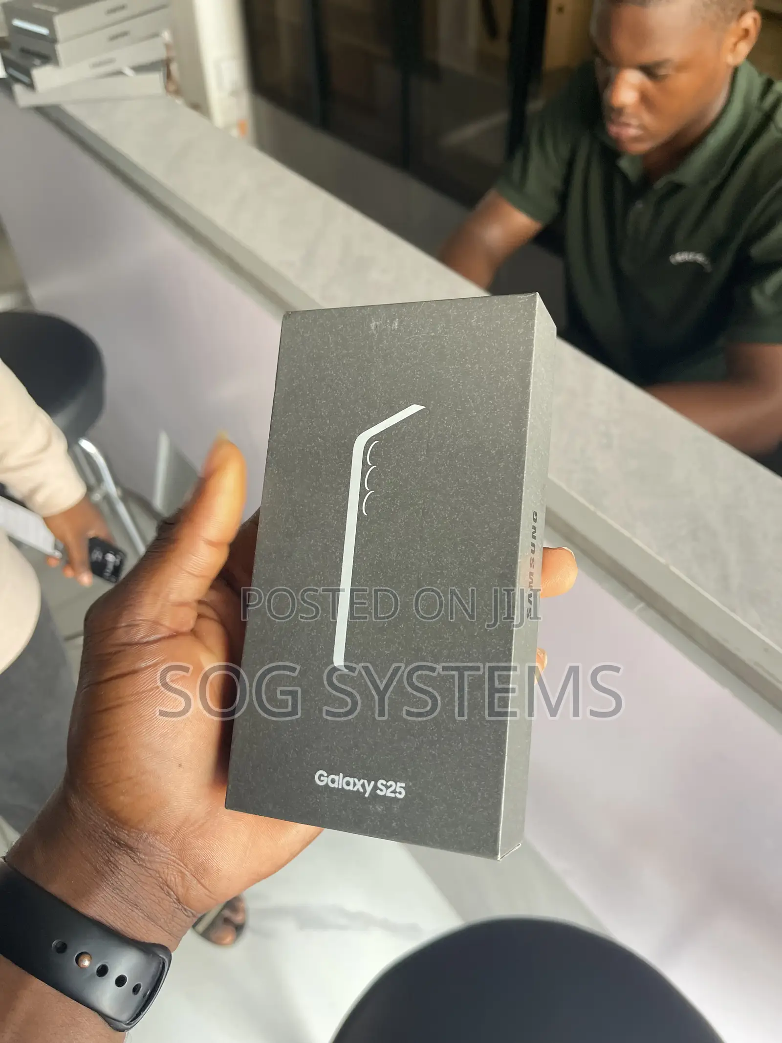 New Samsung Galaxy S25 256 GB Black