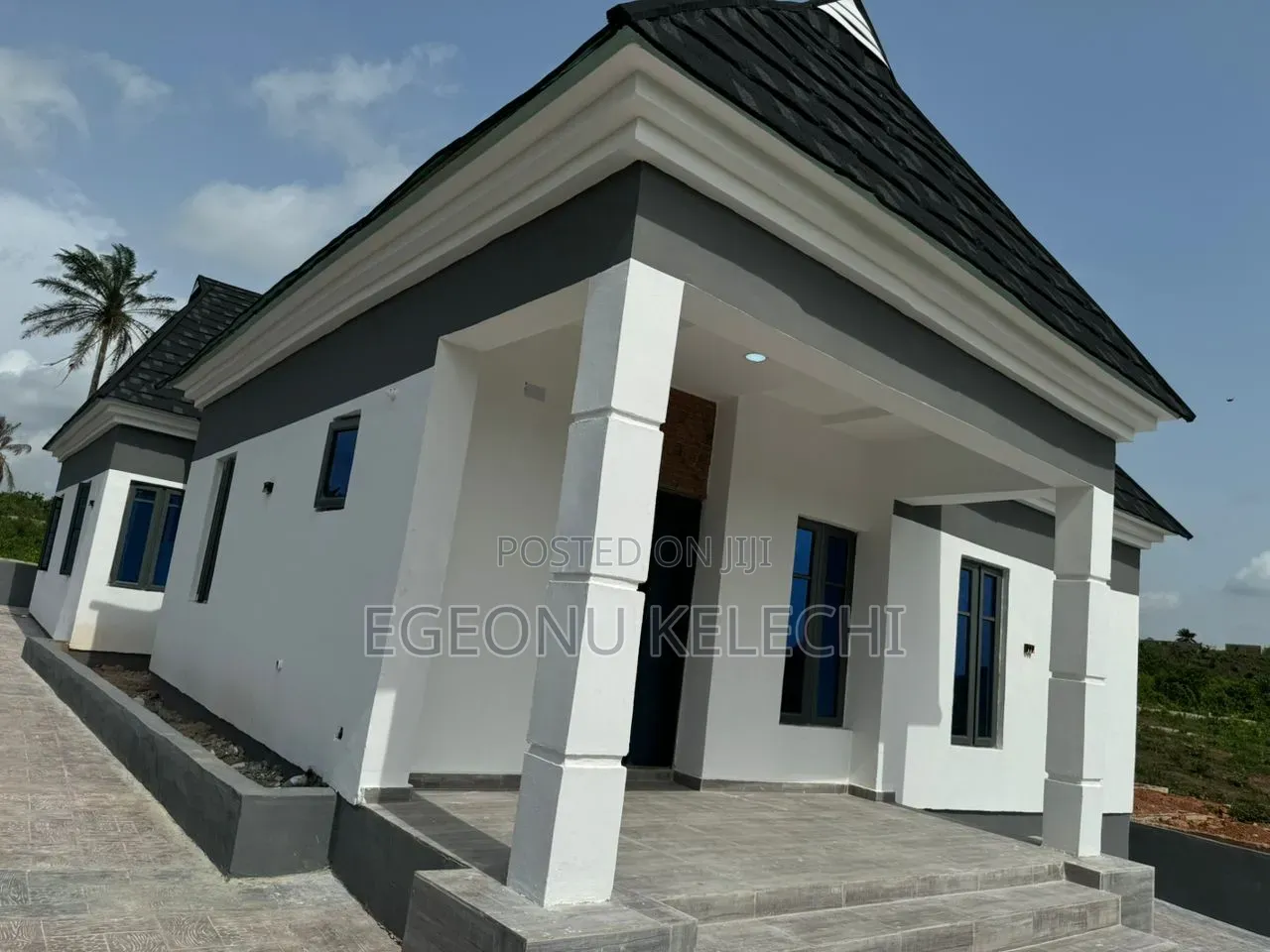 5bdrm Bungalow in Epe for sale